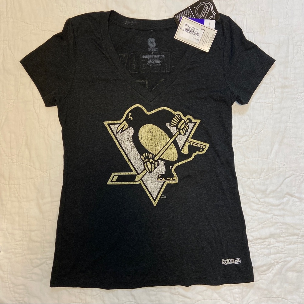 Pittsburgh Penguins #87 Crosby V-neck womens T-shirt sz L